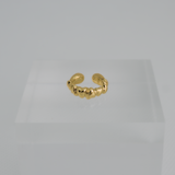 【NEW】ibitsu heart earcuff