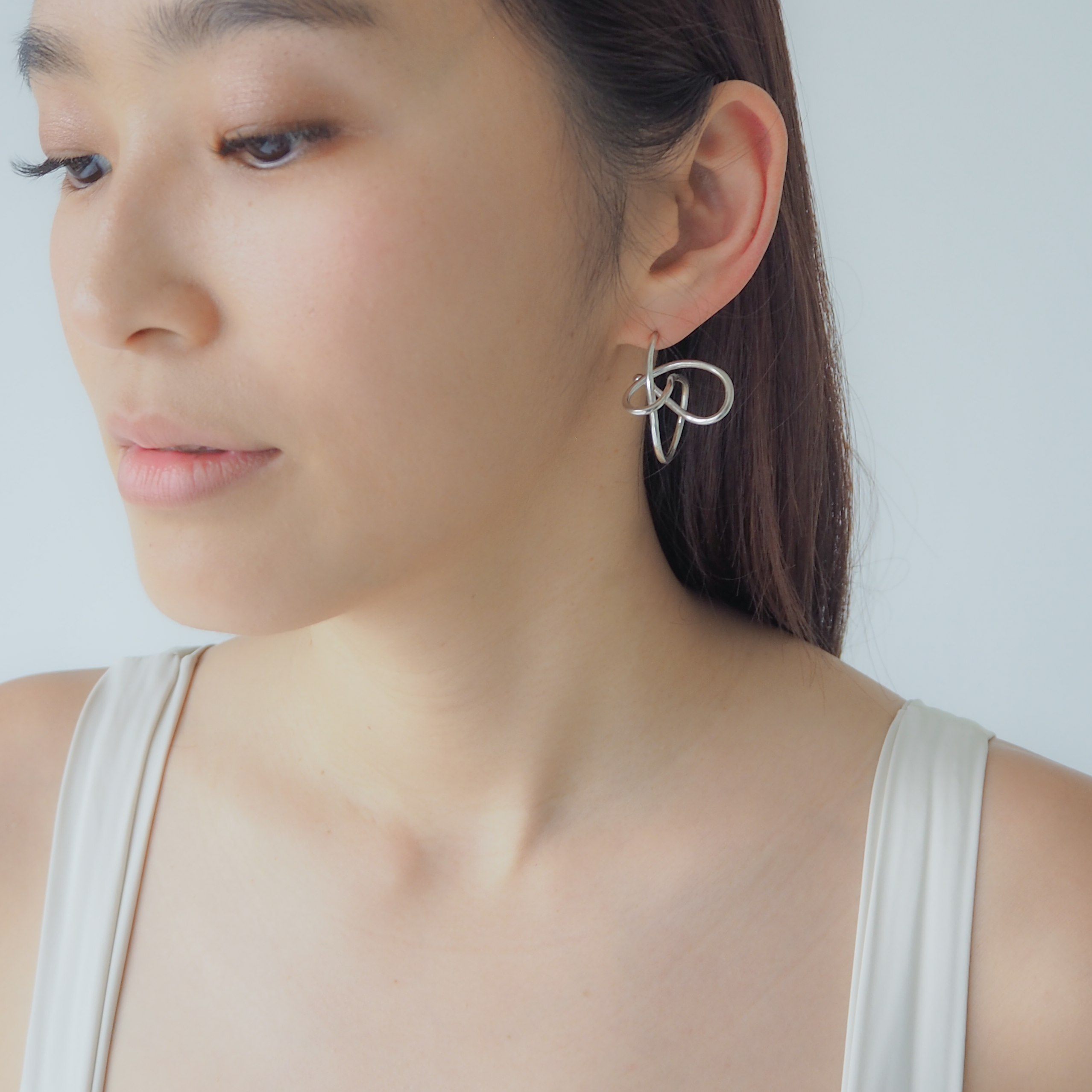 [12月以降販売終了］Loop pierce